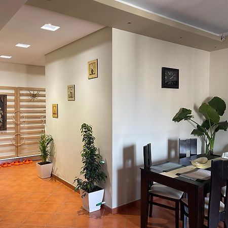 City Center Apartment Galeria Тирана Экстерьер фото