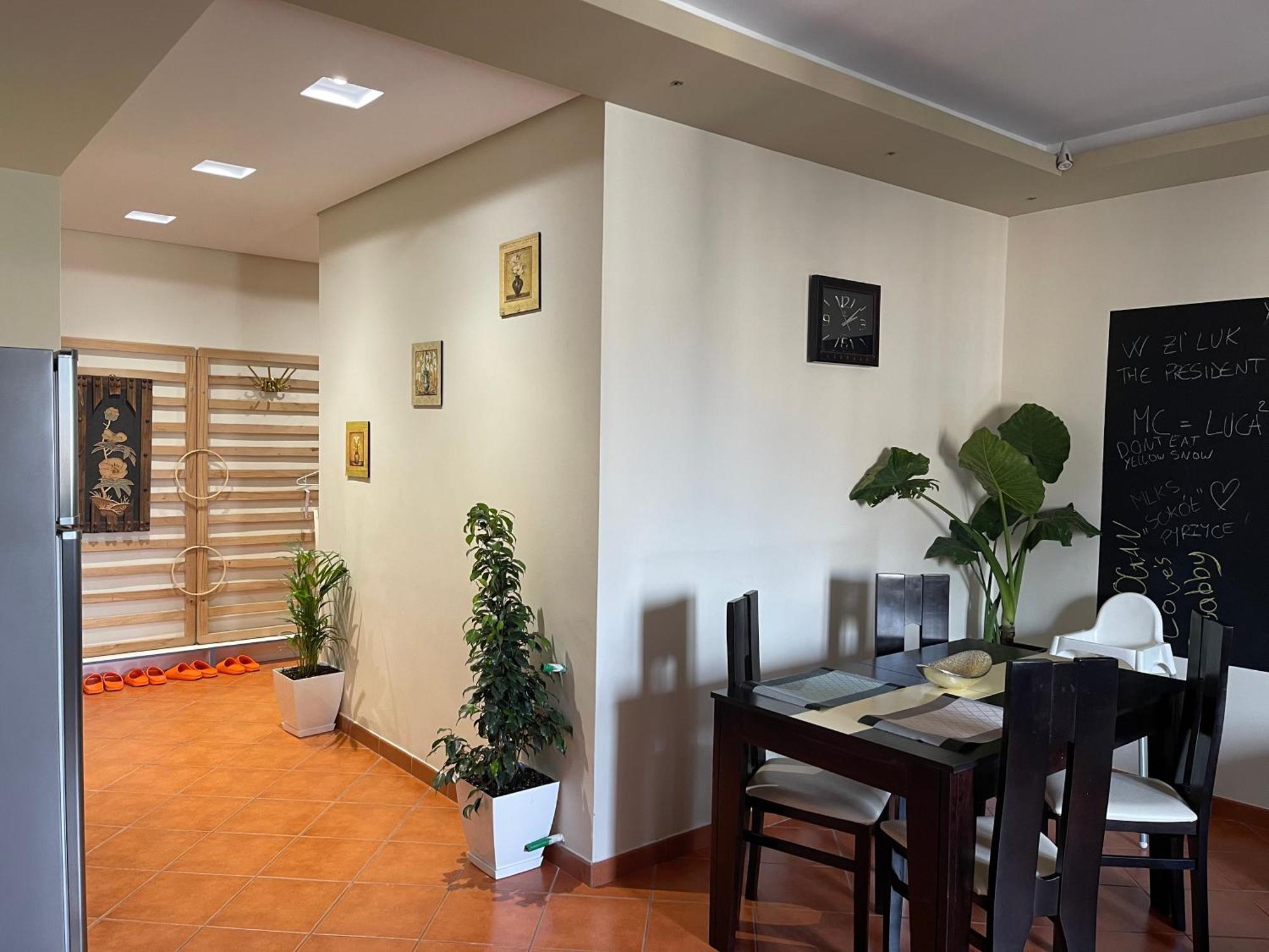 City Center Apartment Galeria Тирана Экстерьер фото